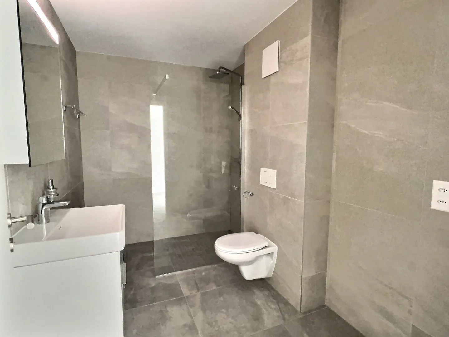 Nouvel appartement 2,5 pièces - Photo 8 sur 17