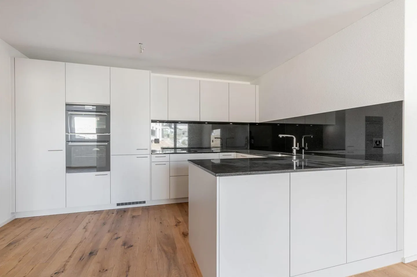 Modernes 2.5-Zimmer-Apartment - Foto 1 von 9