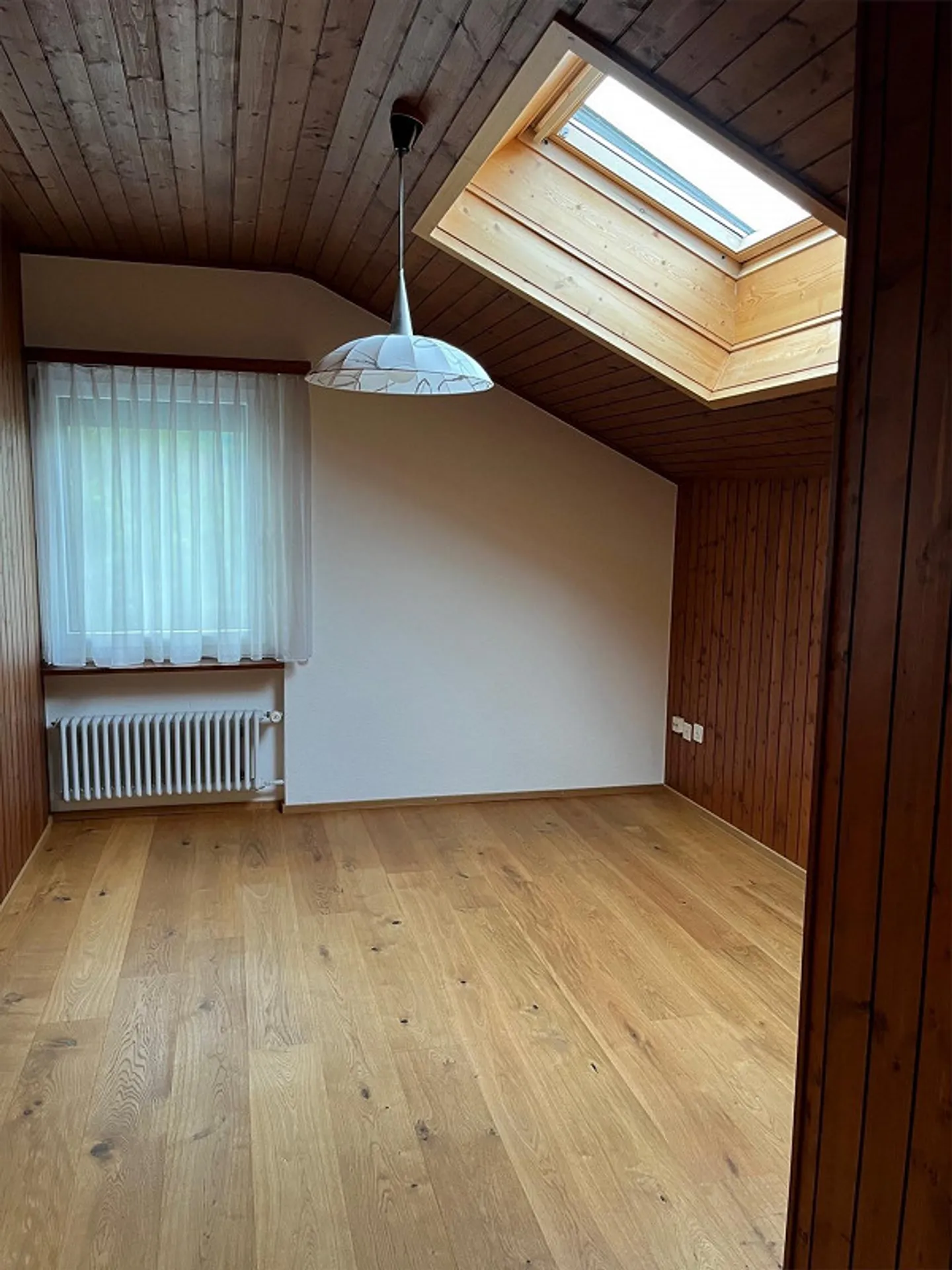 Charming 3.5 Room Apartment - Photo 8 of 14