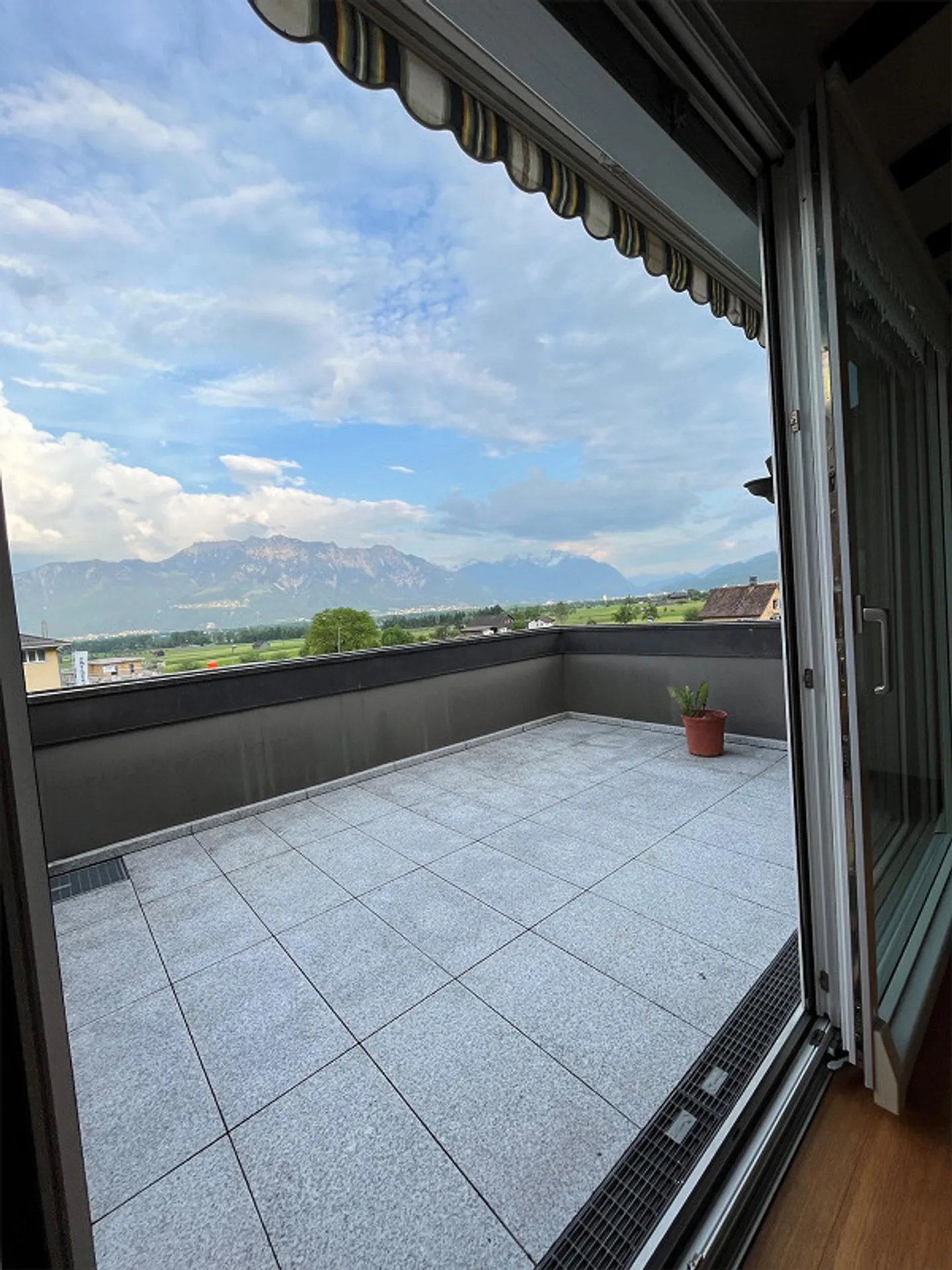 Charming 3.5 Room Apartment - Photo 14 of 14