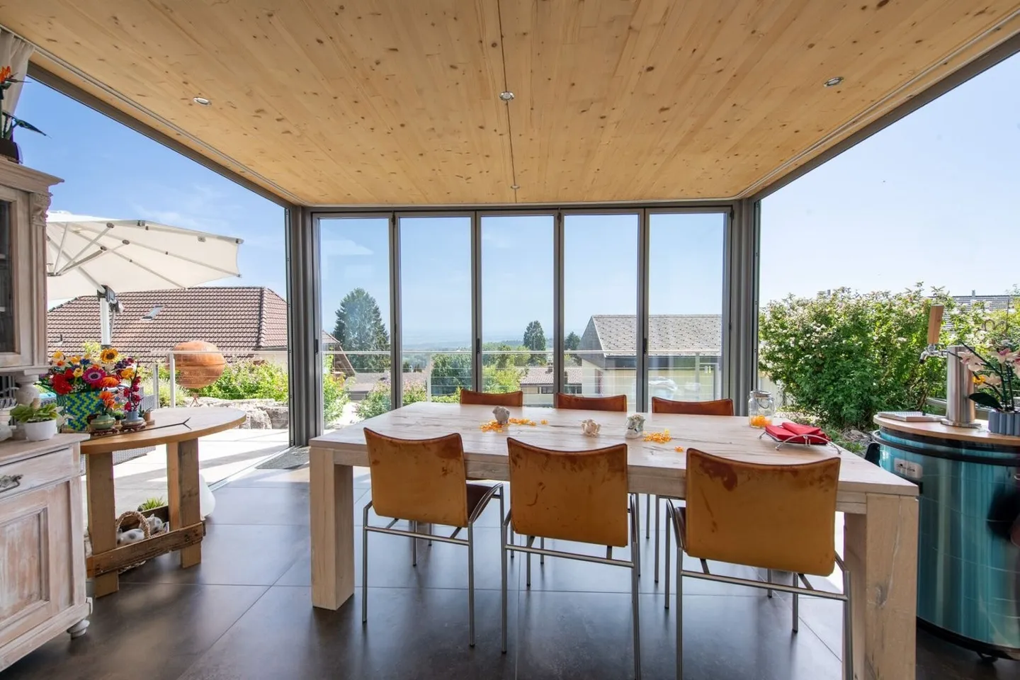 Modernes 5.5-Zimmer-Einfamilienhaus mit Blick auf Eiger, Mönch & Jungfrau - Foto 5 von 13