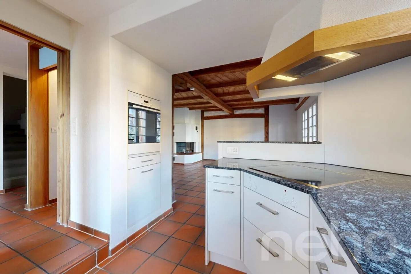 Charming 5.5-room single-family house with spacious barn - Photo 7 of 13