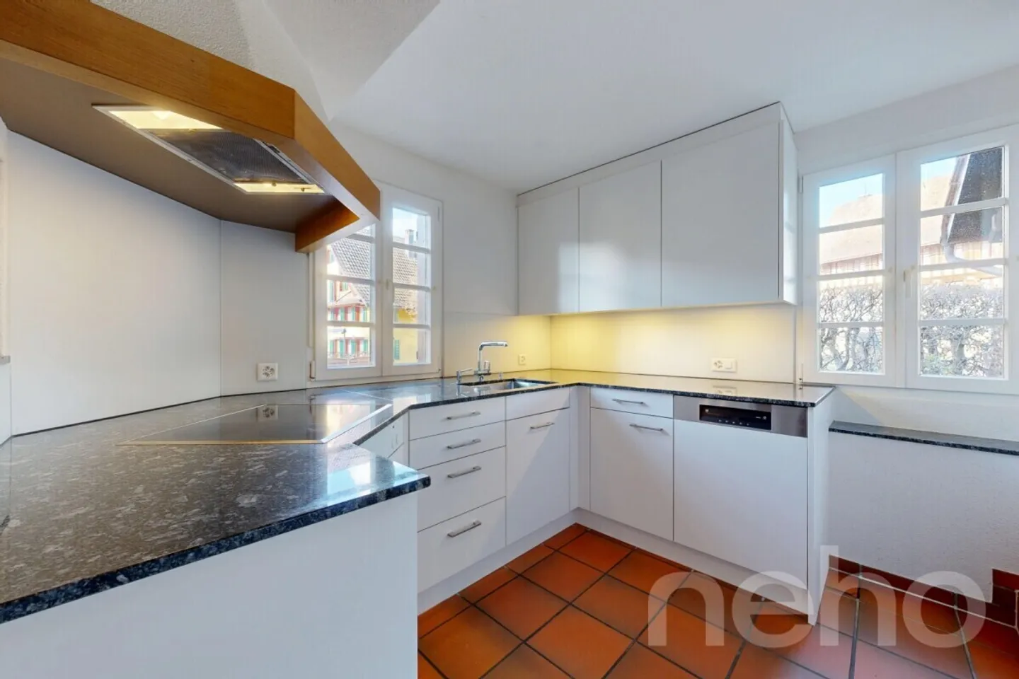 Charming 5.5-room single-family house with spacious barn - Photo 8 of 13