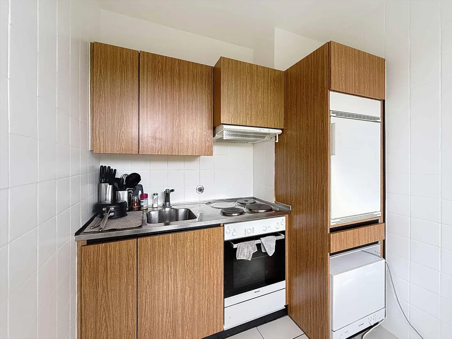 Vente en SI - Agréable appartement 2 pièces dans le quartier de Florissant - Photo 2 sur 6