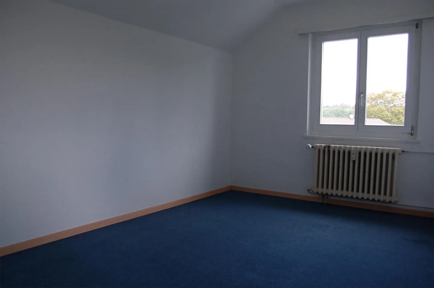 Affordable 3 Room Apartment - Photo 3 of 10
