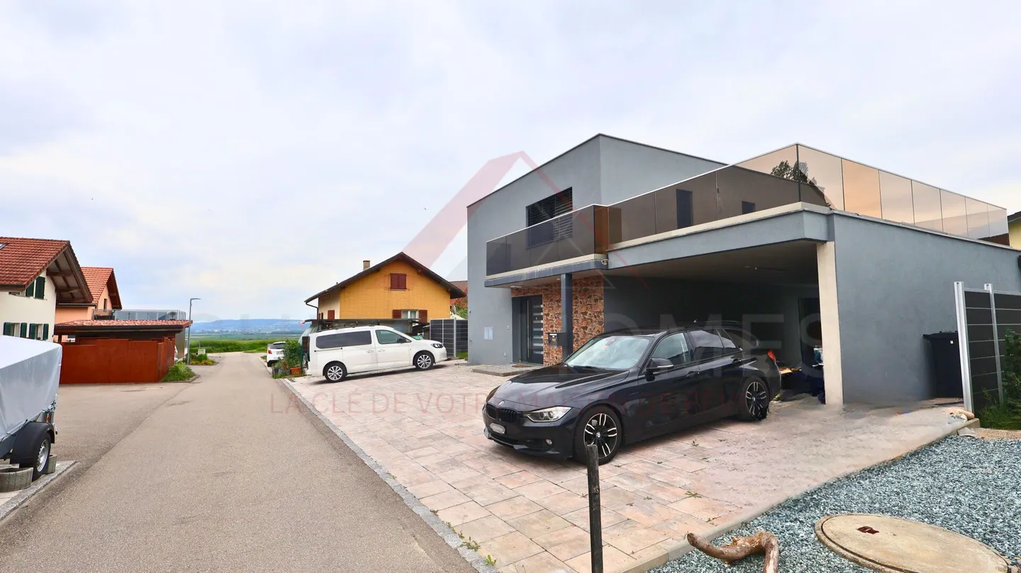 Modern Villa of Exception - 4½ Rooms, Heated Swimming Pool and Panoramic Terrace - Photo 25 of 25