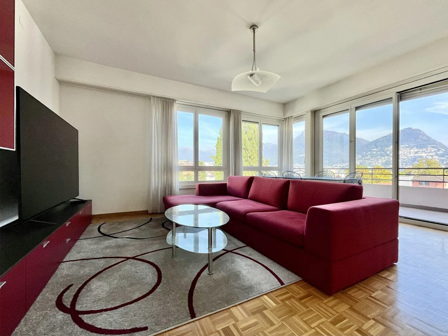 FOR RENT PENTHOUSE 4.5 IN RESIDENCE WITH POOL IN LUGANO - Photo 1 of 10