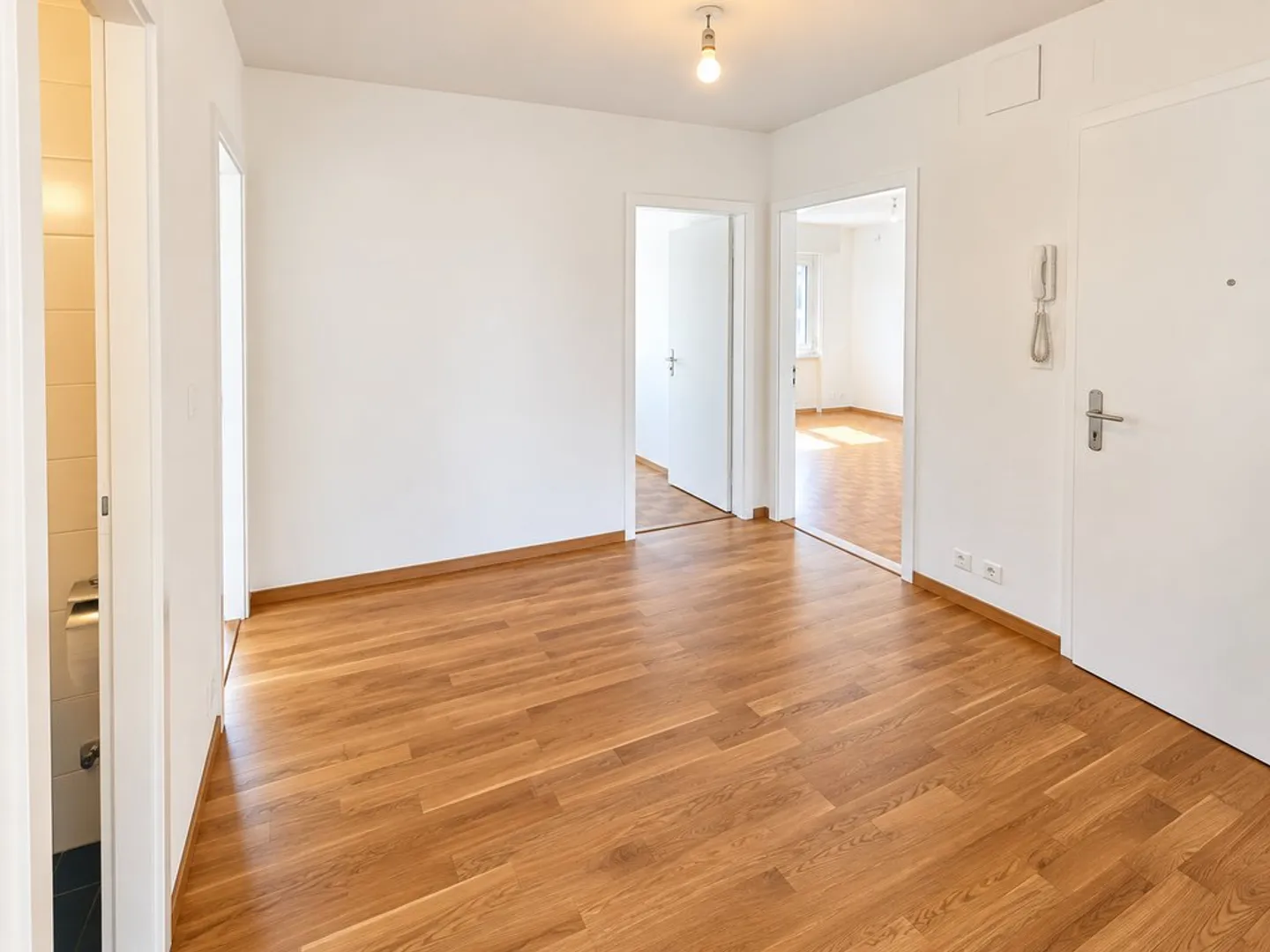Appartement Charmant en Emplacement Pratique - Photo 3 sur 8