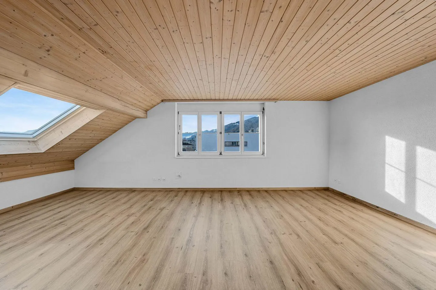 Appartement 4.5 pièces - Photo 4 sur 11