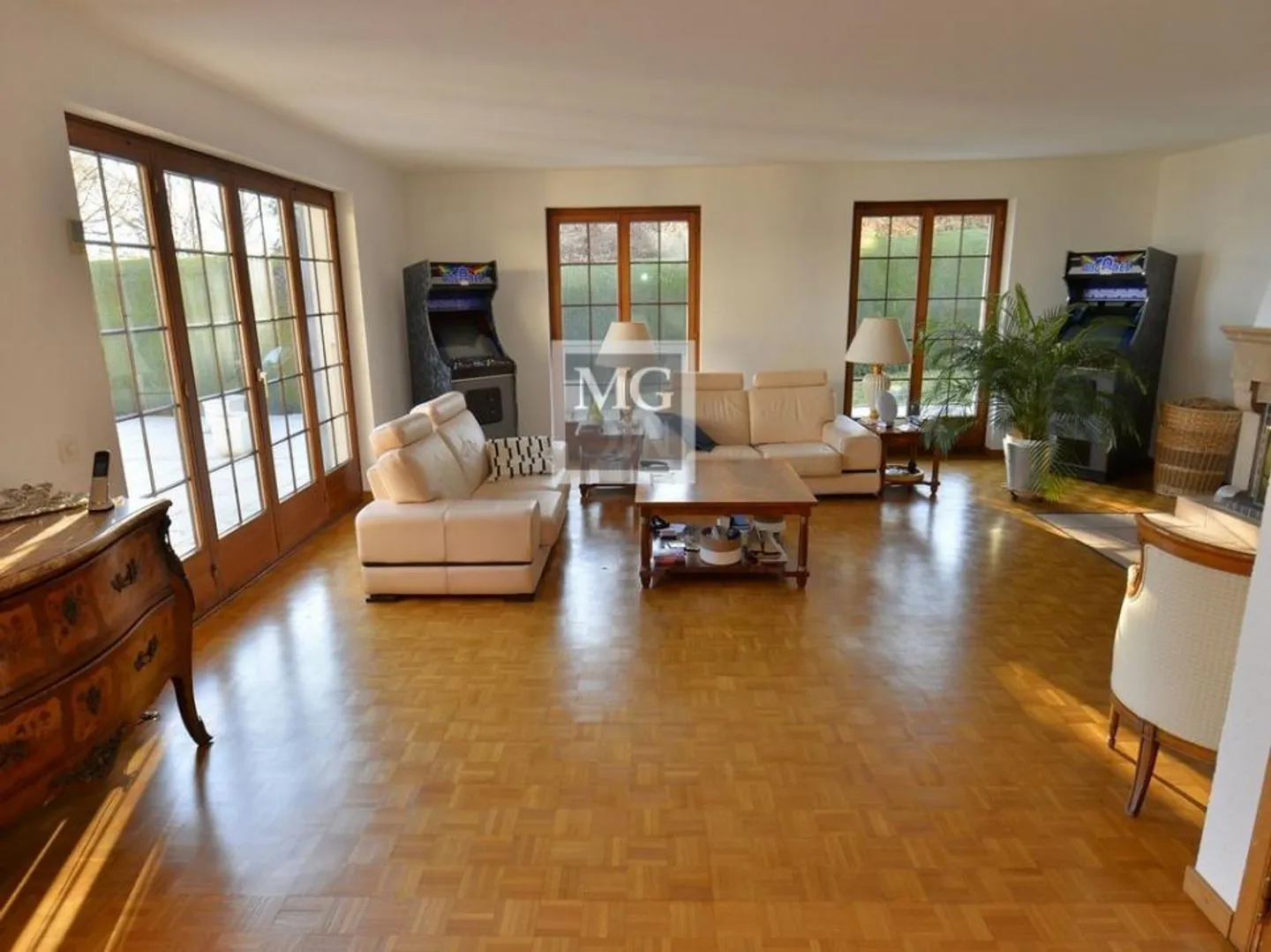 Una villa con vista lago, calma e volumi generosi? - Foto 3 di 12