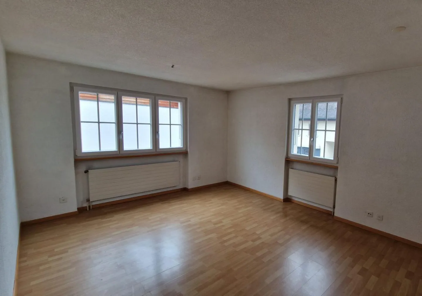 Charmant Appartement 3.5 pièces - Photo 3 sur 18