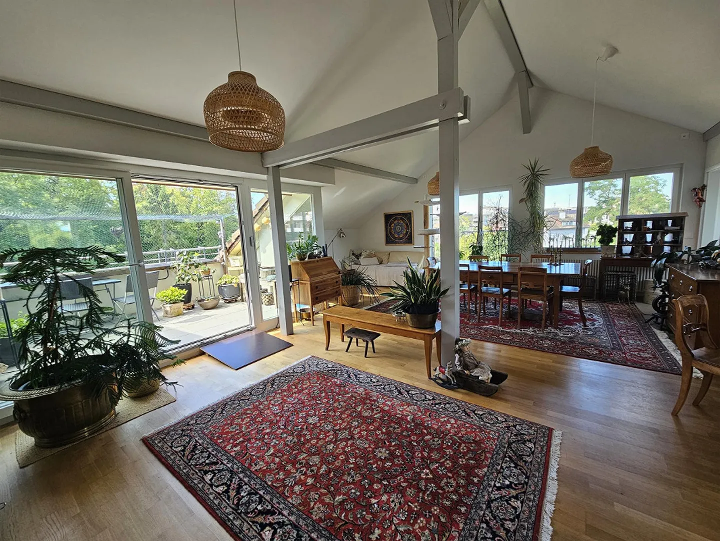 Helle 5,5-Zimmer-Wohnung mit Terrasse - Foto 1 von 18