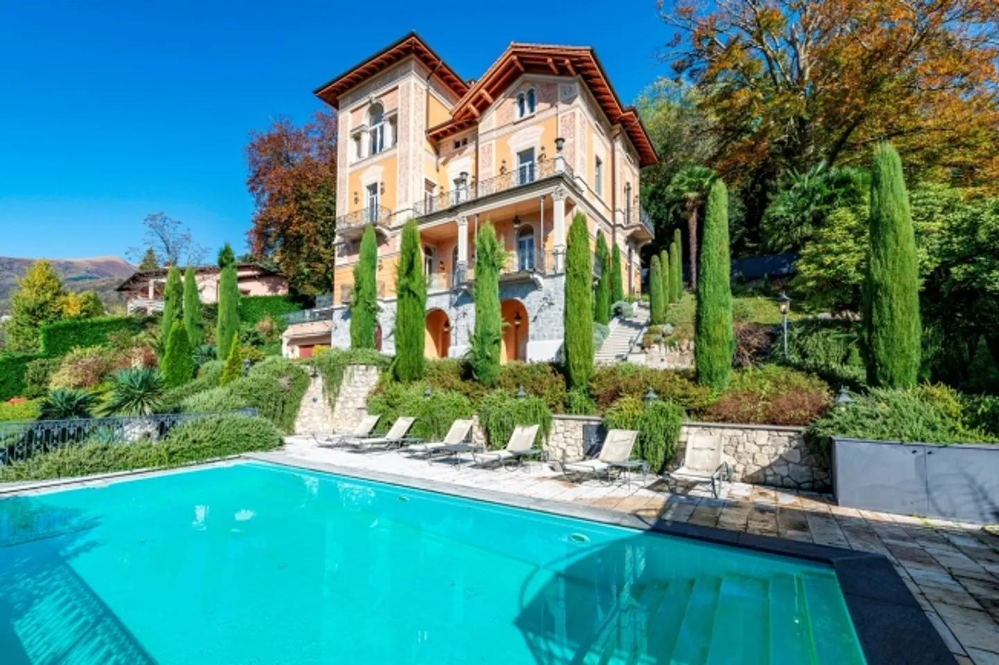 13.5 Room villa - Photo 5 of 18