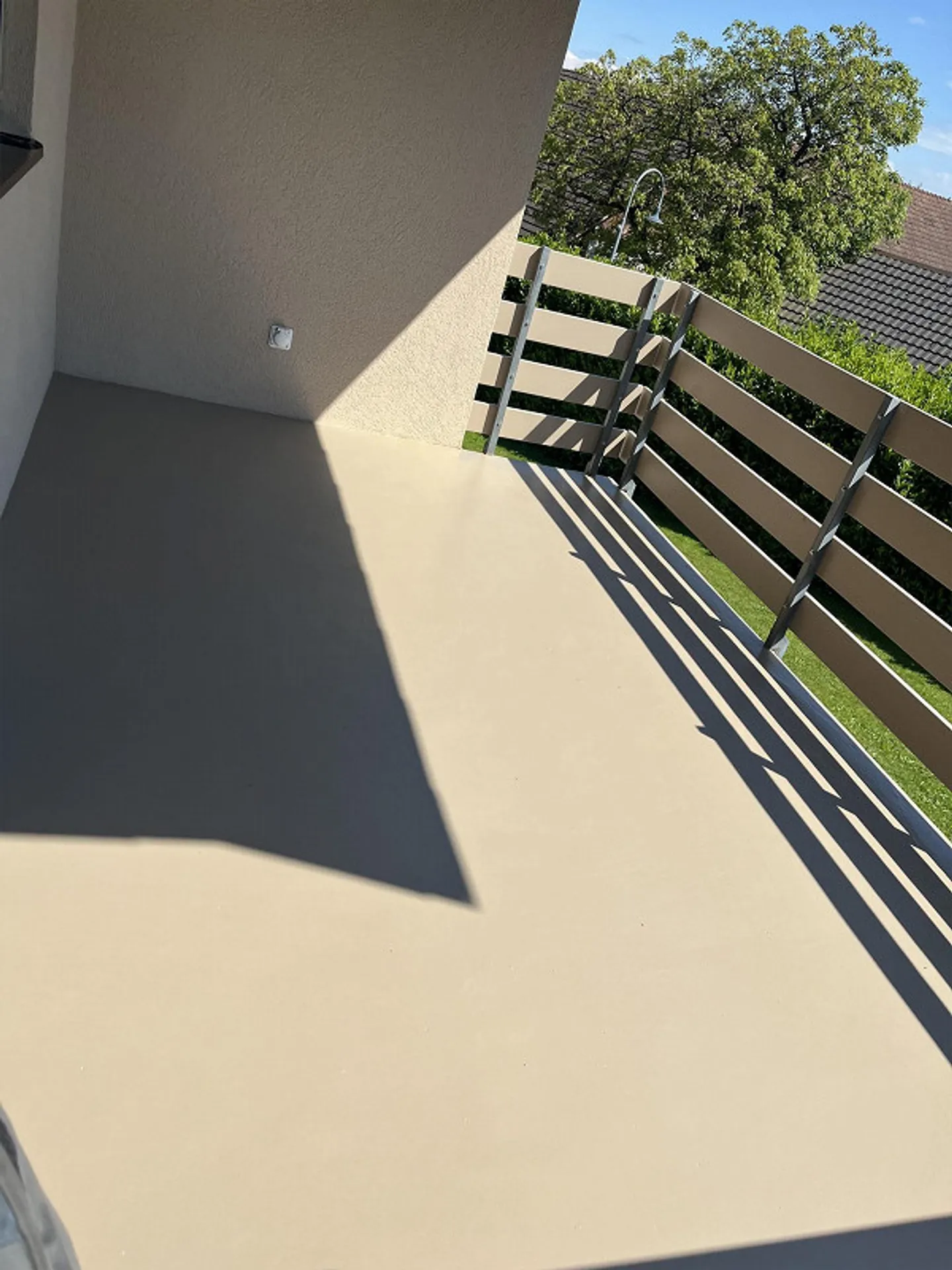 Apartment for rent in a 3-family house 1st floor - Photo 7 of 11