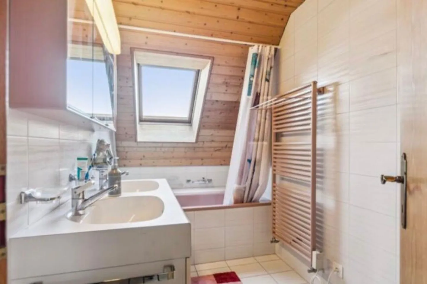 Stilvolle Duplexwohnung in Dotzigen - Foto 9 von 15