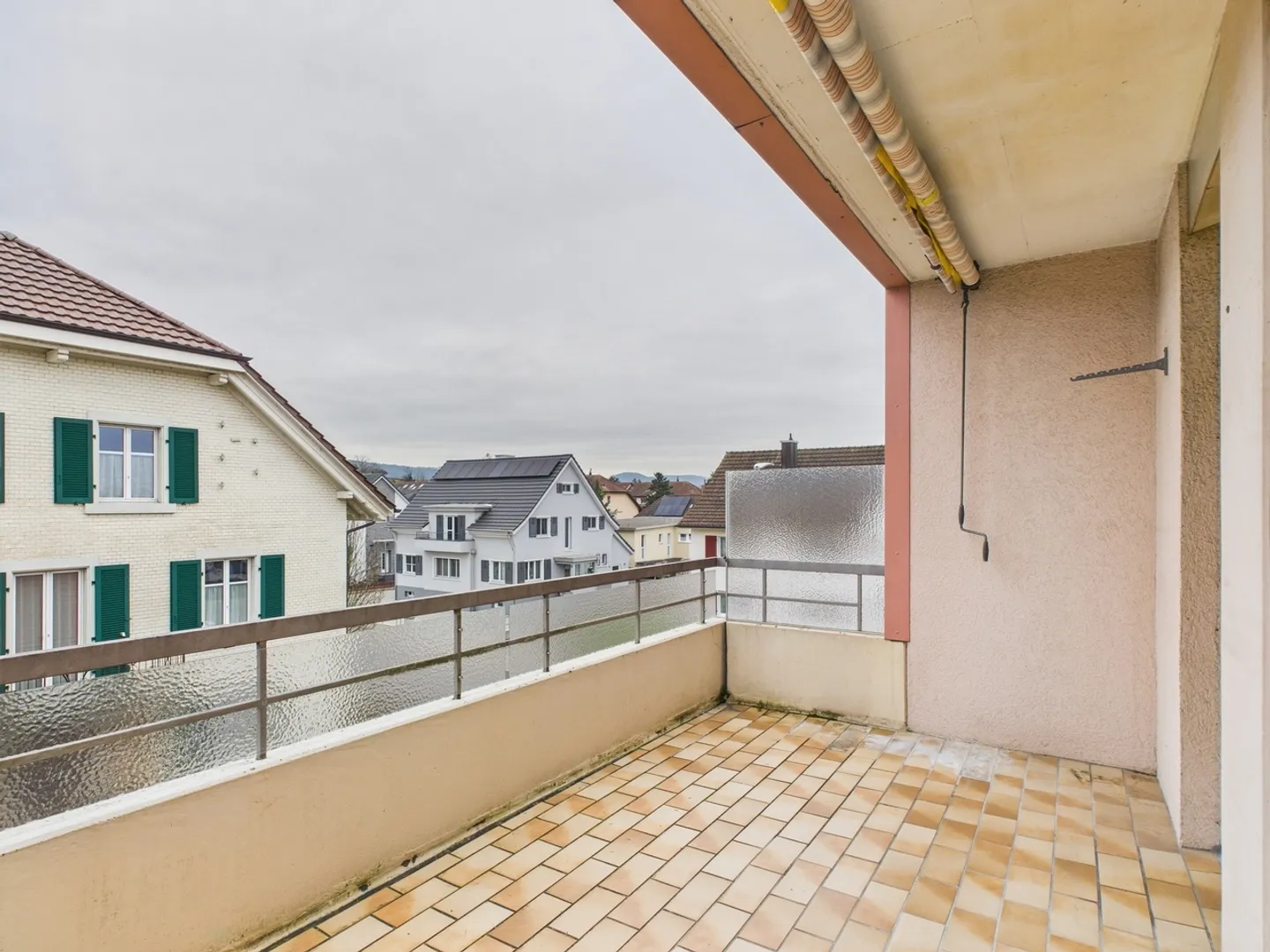 Cozy 3.5-room apartment in Möhlin, AG - Photo 10 of 12