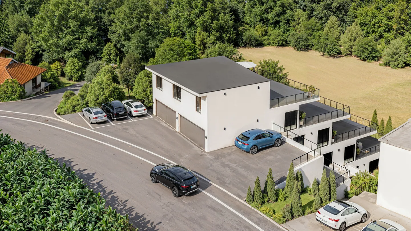5.5 Maisonette mit zwei Terrasse Birrhard - Foto 8 von 11