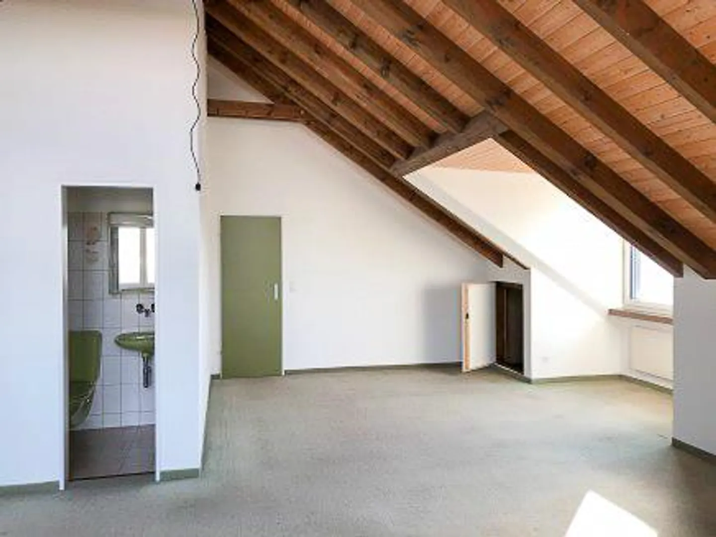 5 ½ Zimmer-Wohnung in Hegnau mieten - Foto 2 von 12
