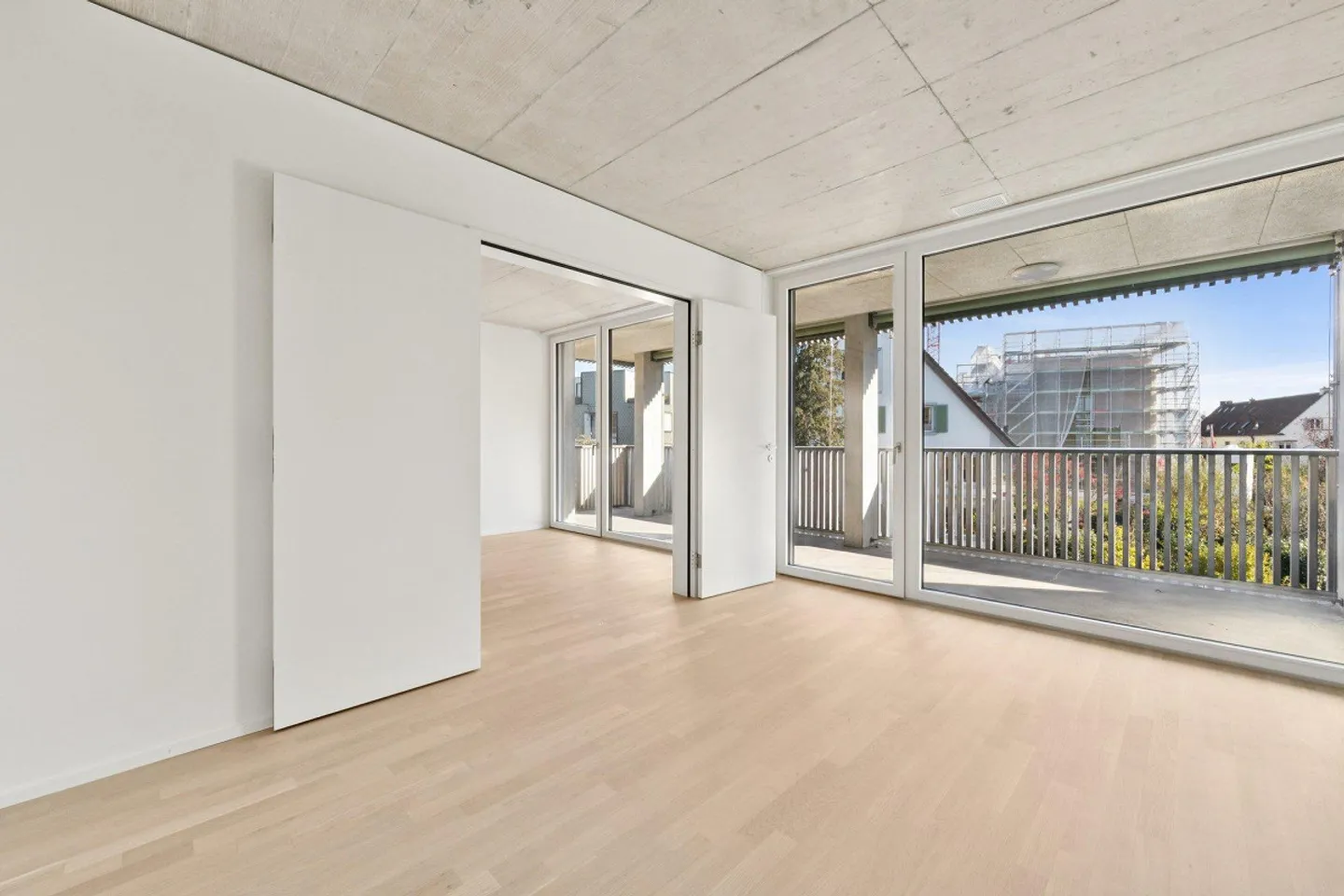 Moderno attico con carattere nel quartiere urbano 6 - Foto 6 di 11