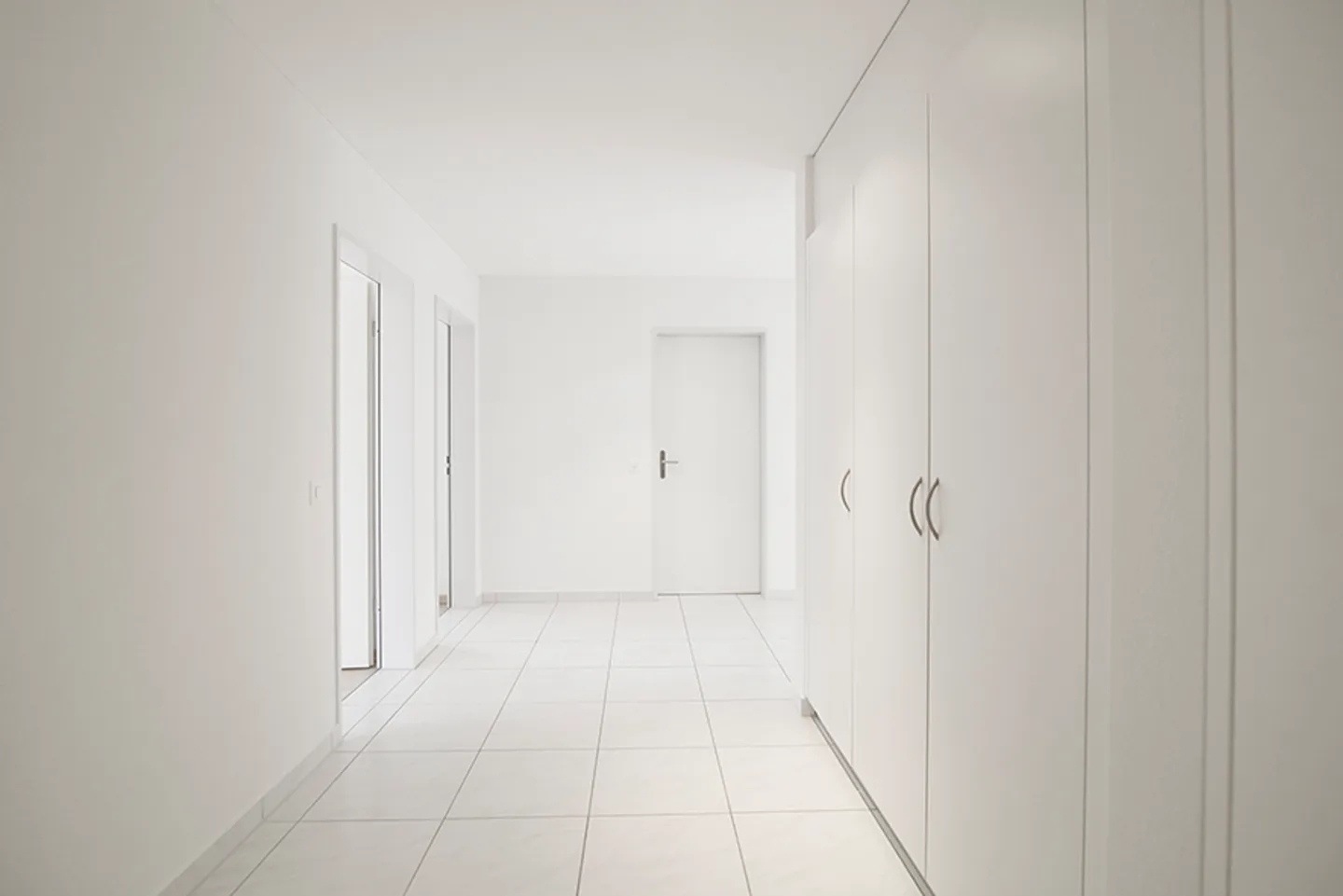 Top modern Minergie apartment in a central location - Photo 7 of 8