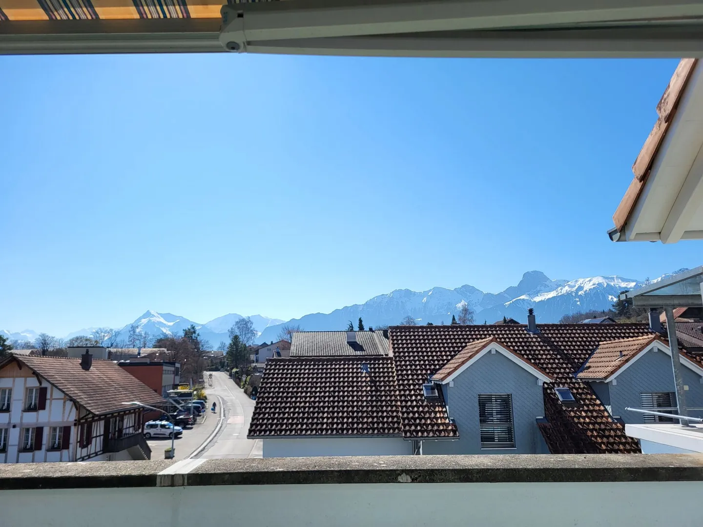 Sonnige 5.5-Zimmer-Wohnung mit Terrasse - Foto 7 von 22