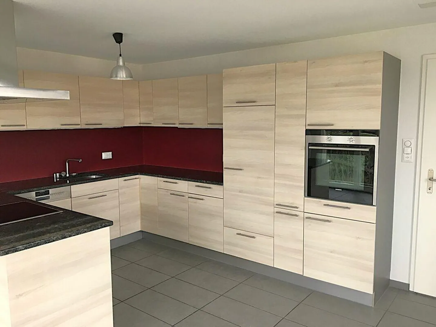 Casa unifamiliare ben tenuta di 5,5 locali con garage - Foto 9 di 15