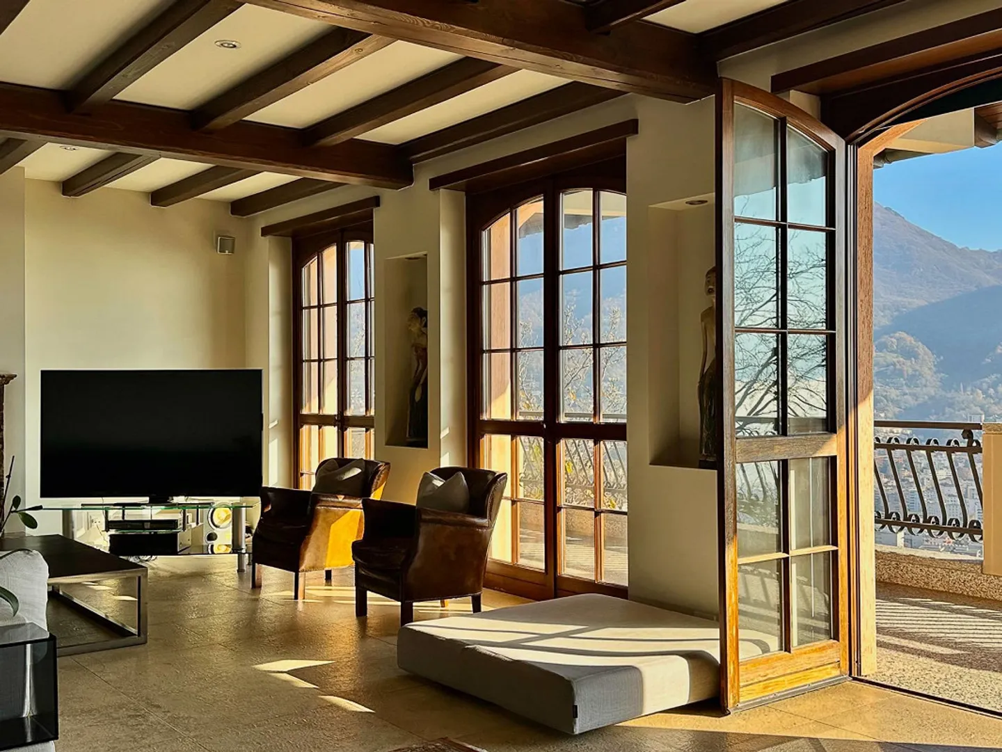 An oasis of luxury and privacy - Photo 1 of 13