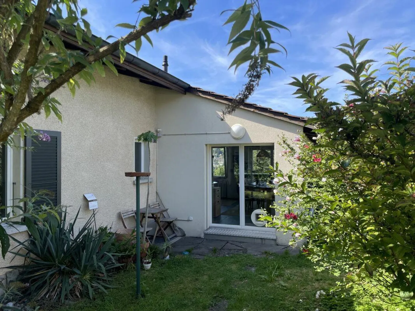 Casa unifamiliare ben tenuta di 5,5 locali con garage - Foto 6 di 15