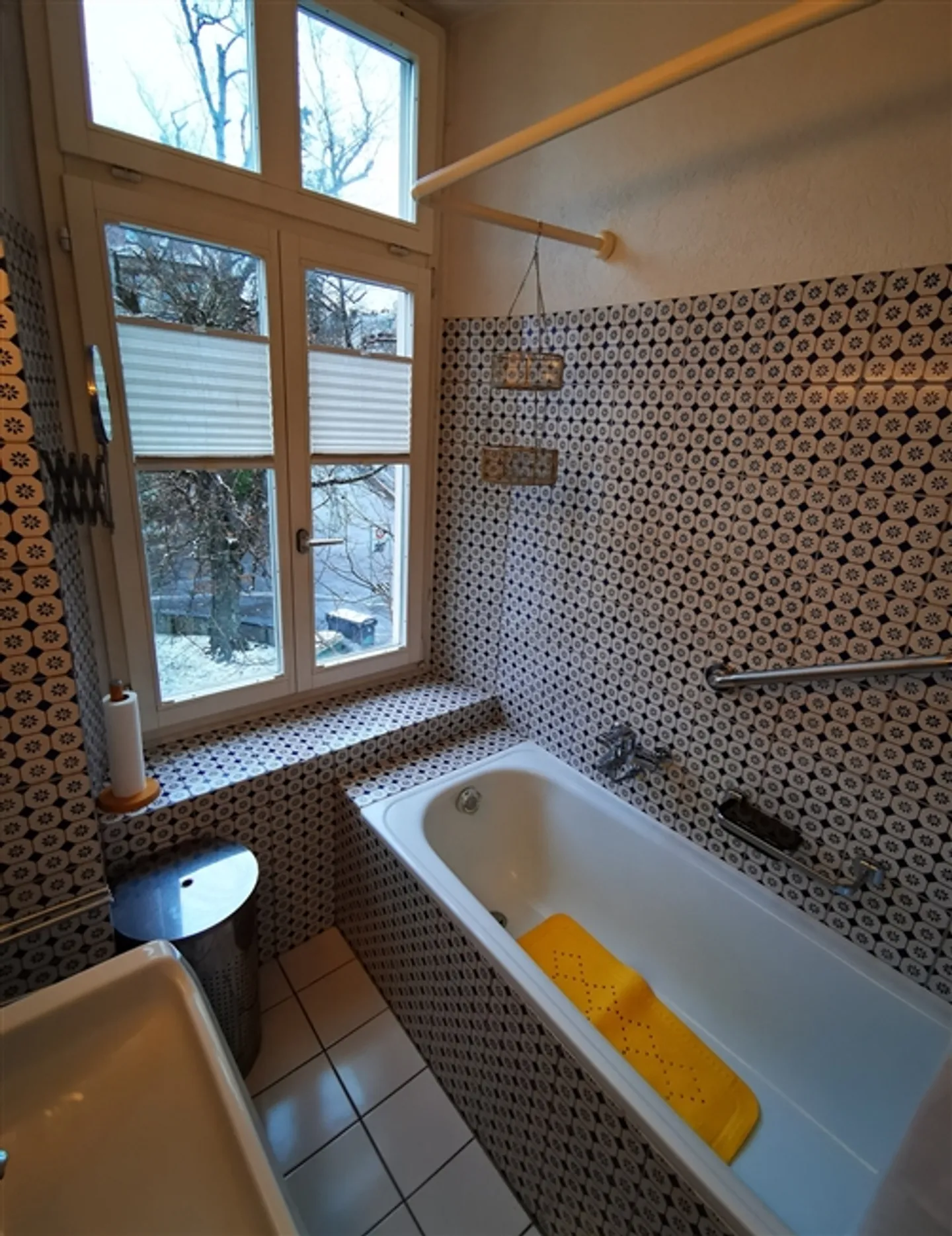 APPARTAMENTO 4½ LOCALI A ZURIGO - DISTRETTO 7 FLUNTERN, ARREDATO, TEMPORANEO - Foto 6 di 10