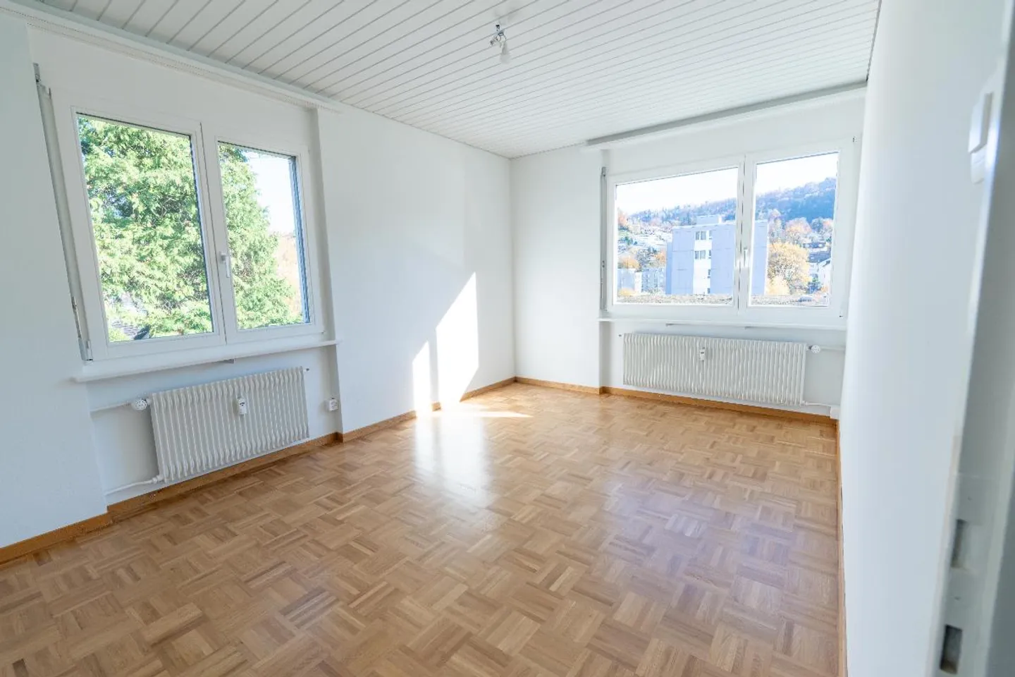 Single house for rent - Photo 3 of 6