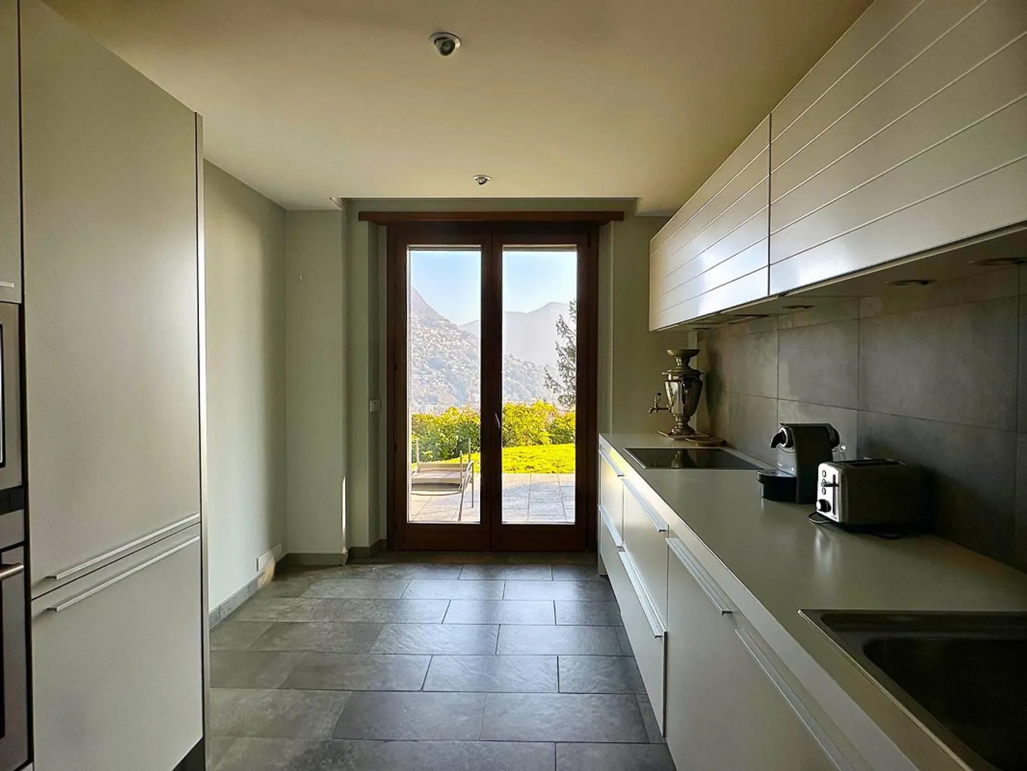 An oasis of luxury and privacy - Photo 12 of 13