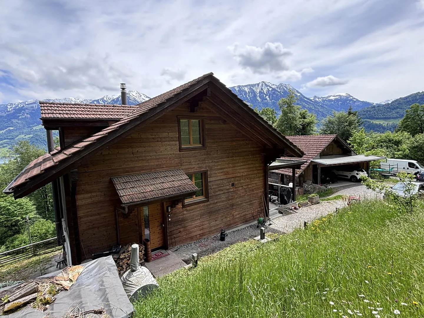 Charming 4.5-Room House with Scenic Views and Nature-Friendly Living - Photo 6 of 23