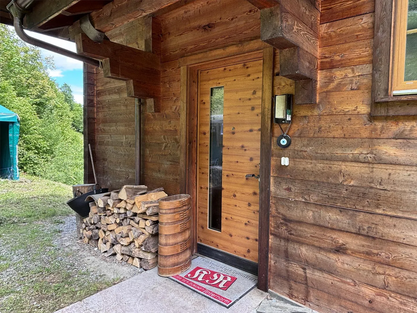 Charming 4.5-Room House with Scenic Views and Nature-Friendly Living - Photo 7 of 23