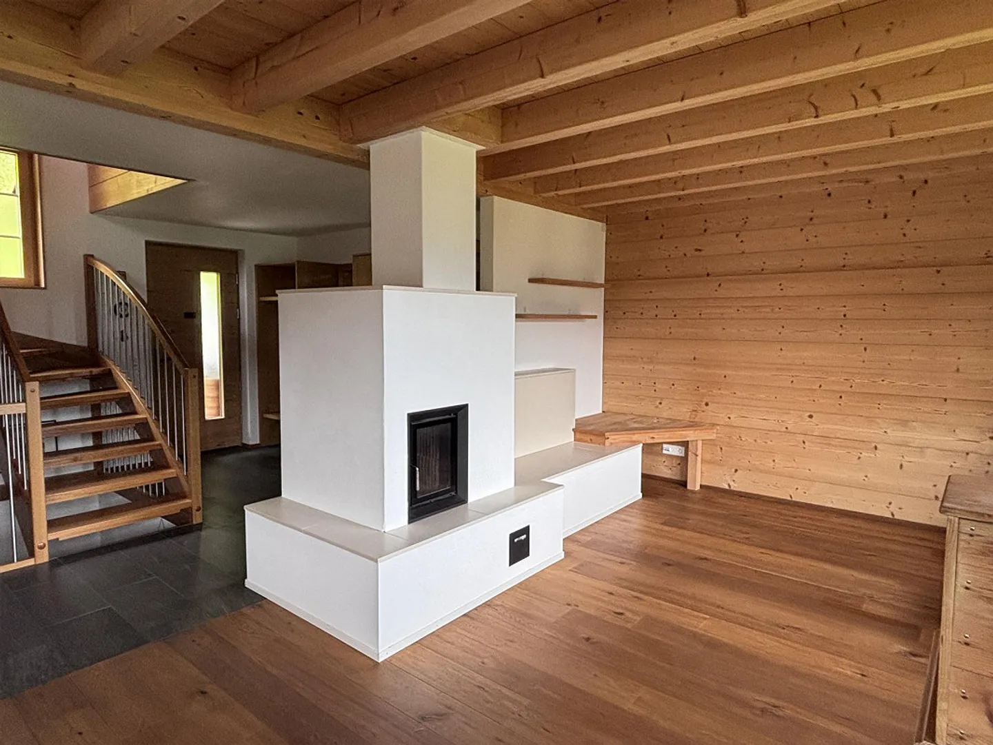 Charming 4.5-Room House with Scenic Views and Nature-Friendly Living - Photo 9 of 23