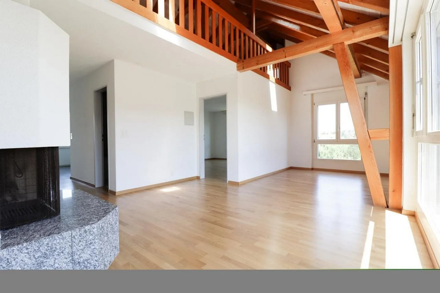 Wohntraum: Attika-Wohnung mit Galerie und Terrasse! - Foto 6 von 11