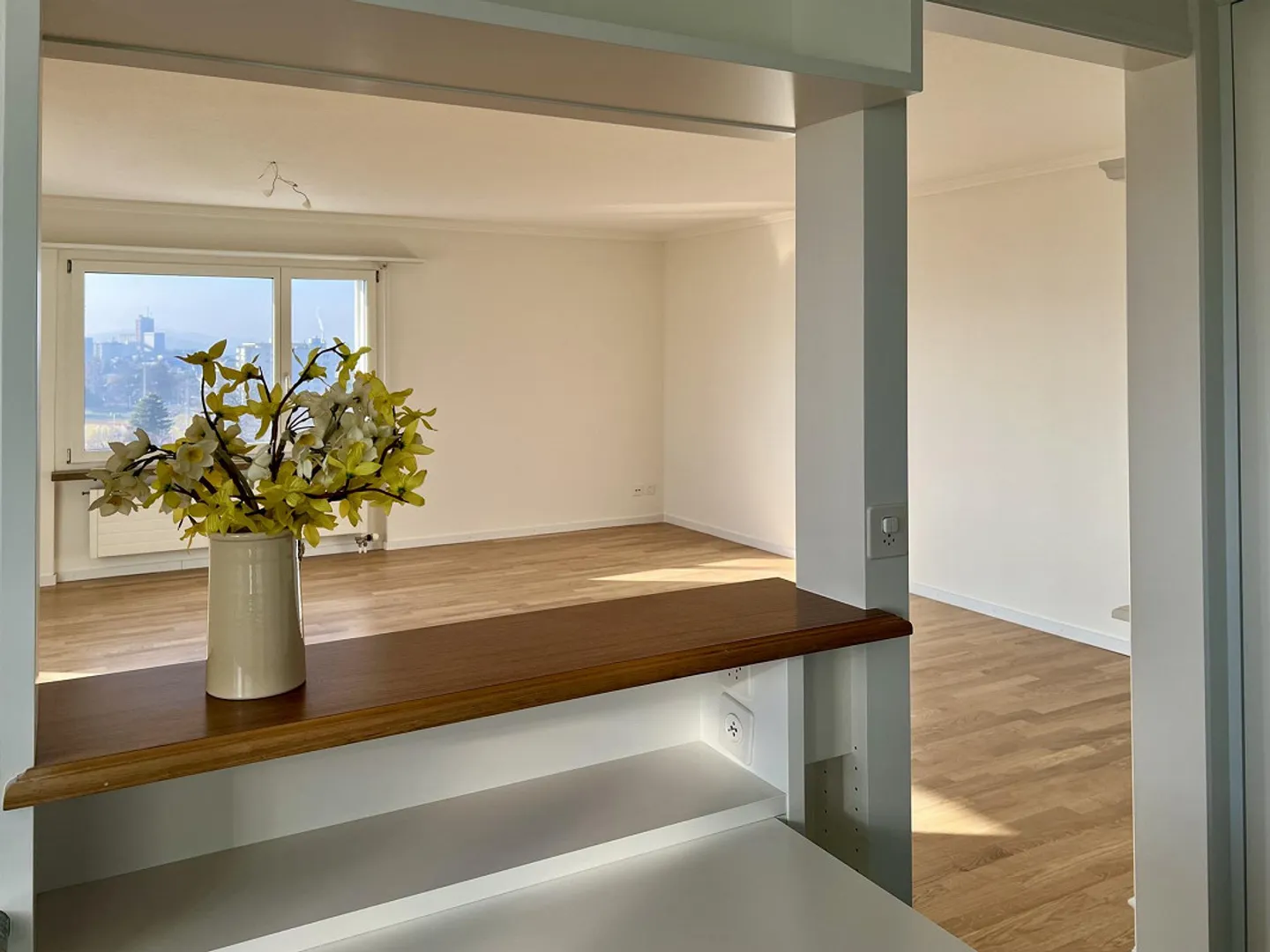 Helle Wohnung mit traumhaftem Ausblick - Foto 2 von 12