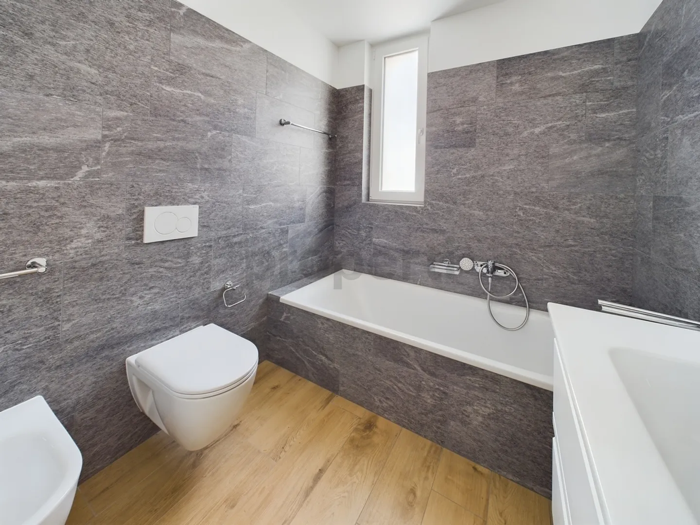 Dream villa with 5.5 rooms in Bioggio - Photo 10 of 13