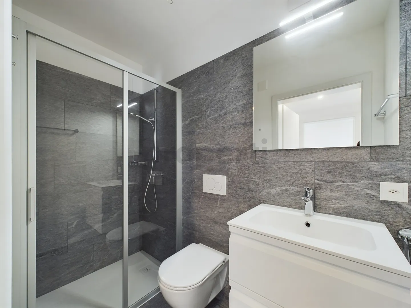 Dream villa with 5.5 rooms in Bioggio - Photo 11 of 13