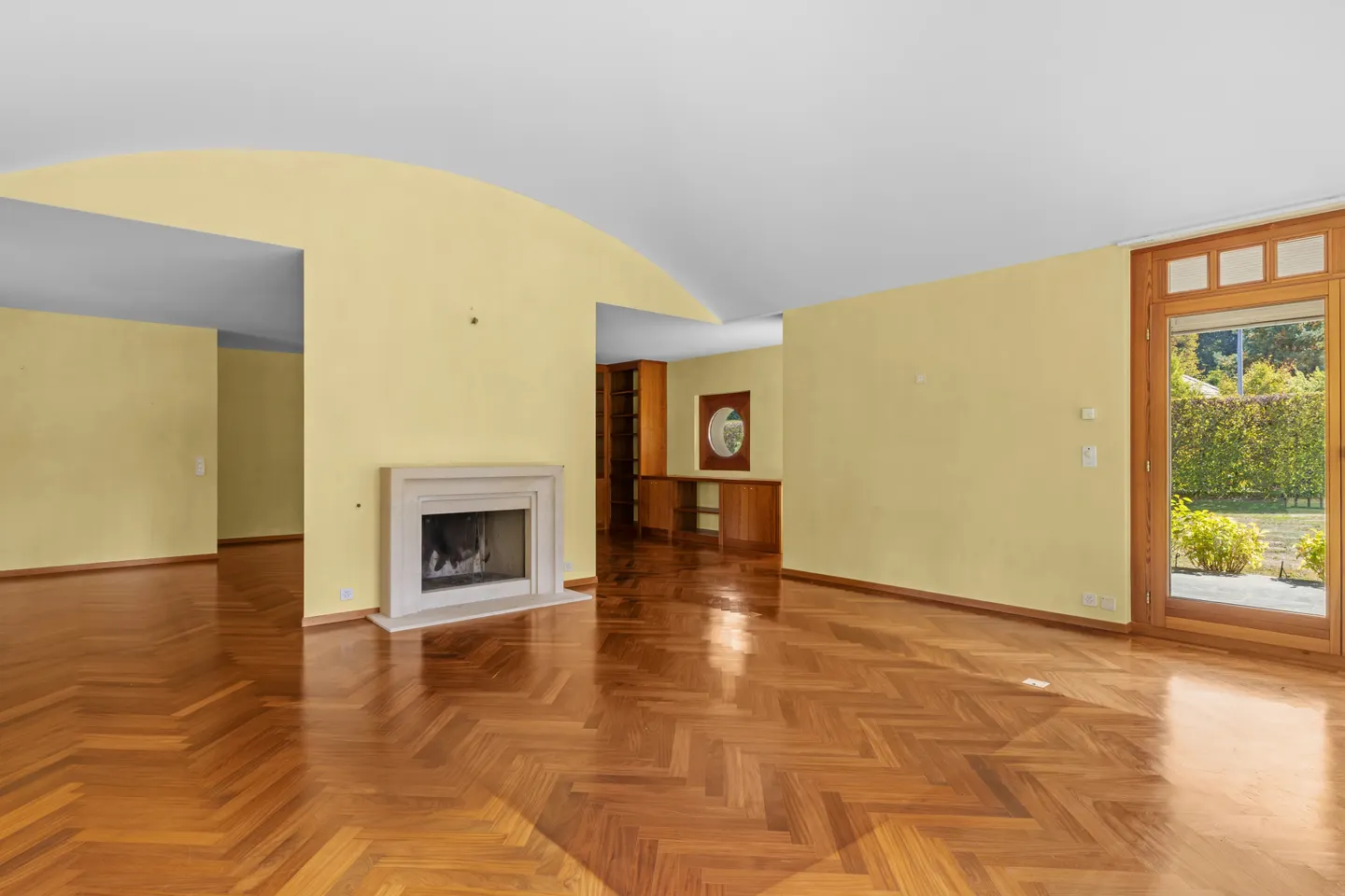 Elegant Detached House in Epalinges - Photo 2 of 12