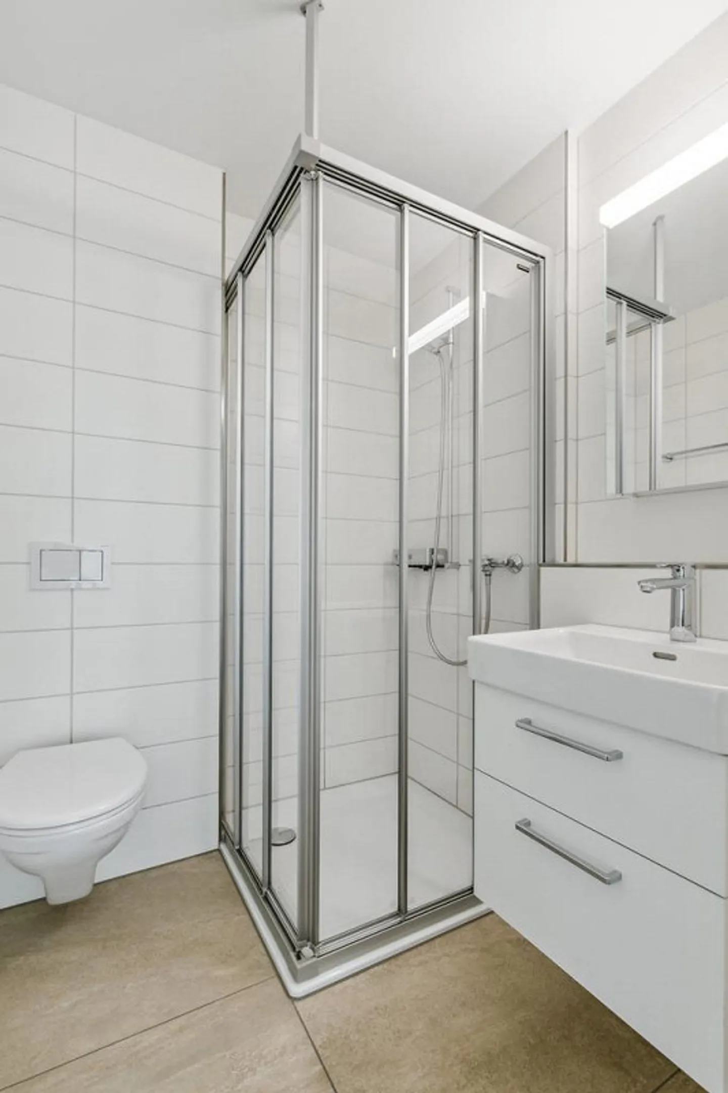 Appartement lumineux de 4,5 pièces avec vue sur le Birstal - Photo 5 sur 11
