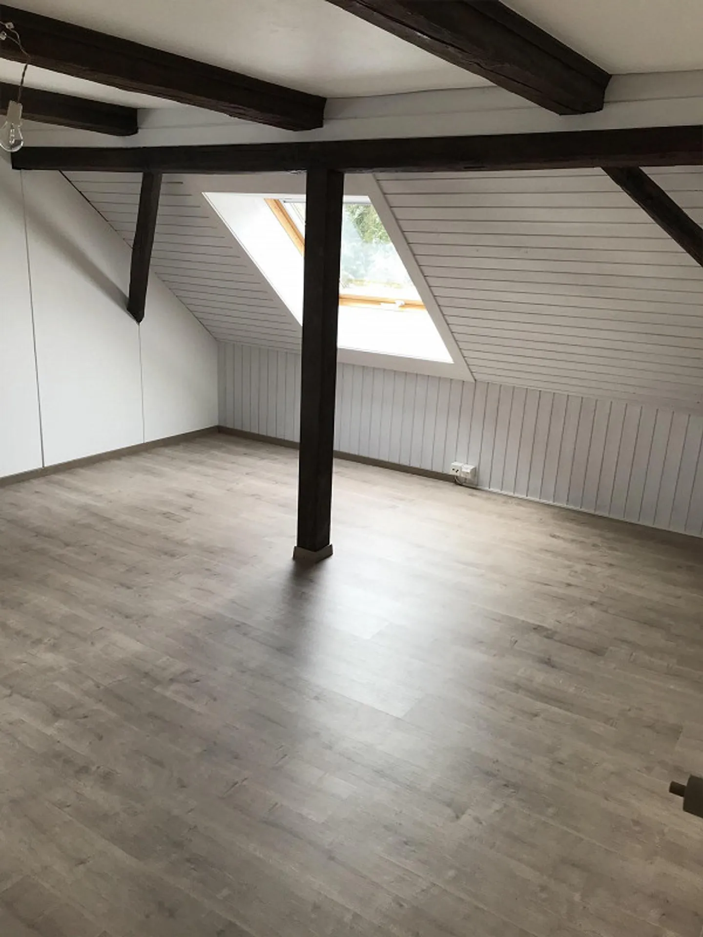 Charmante 4.5 Zimmer Wohnung - Foto 9 von 12