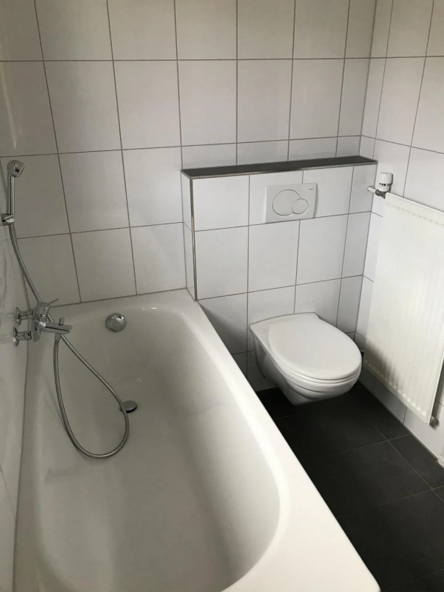 Charmante 4.5 Zimmer Wohnung - Foto 10 von 12