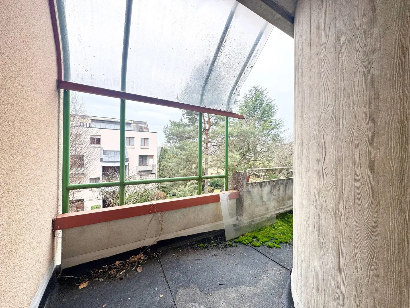 Triplex de 180 m2 à rénover à Nyon - Foto 3 di 14