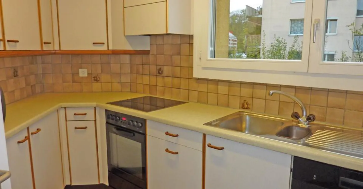 Gemütliche 4-Zimmerwohnung in Kloten - Foto 3 von 8