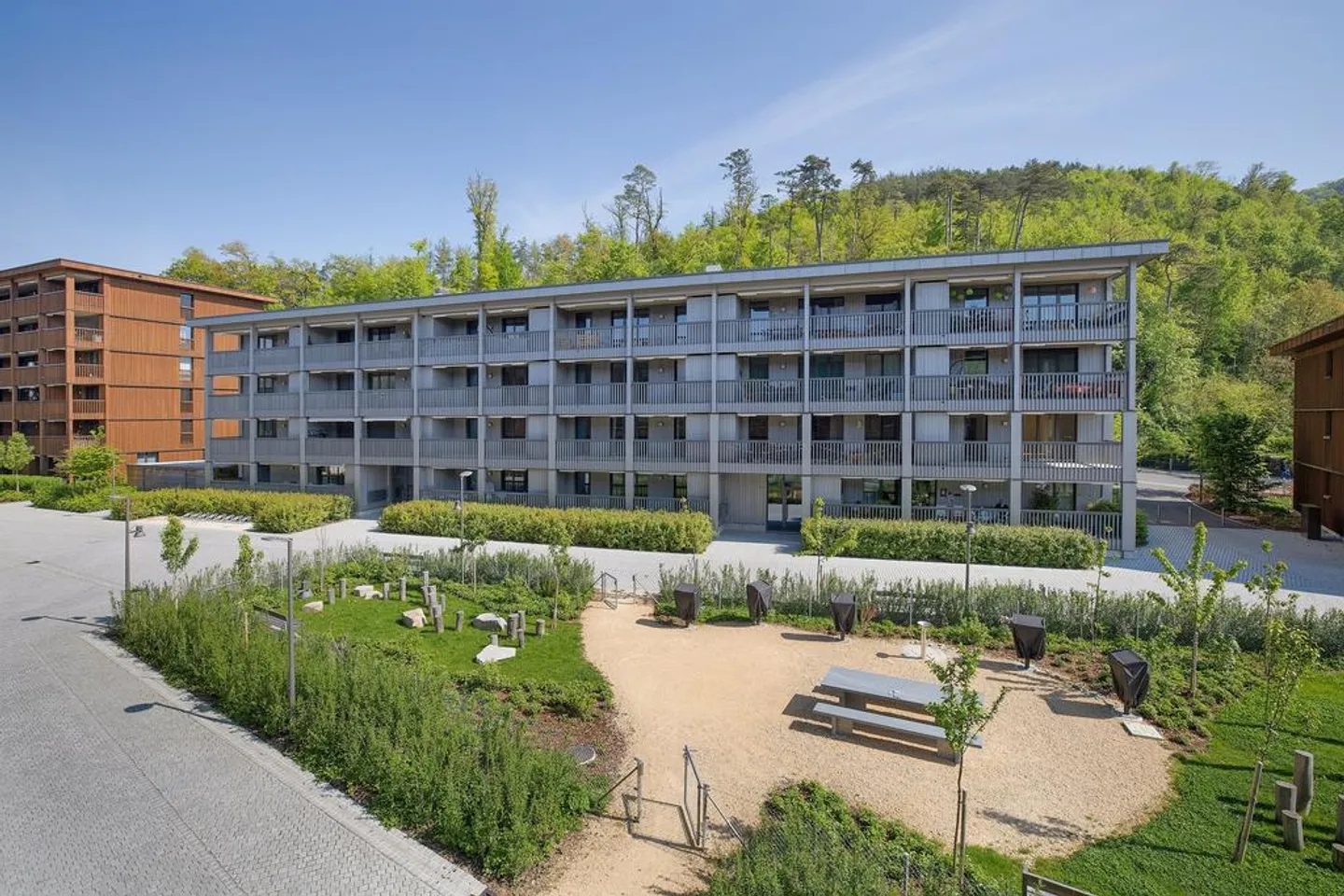 Charmante Wohnung in Lausen - Foto 1 von 12