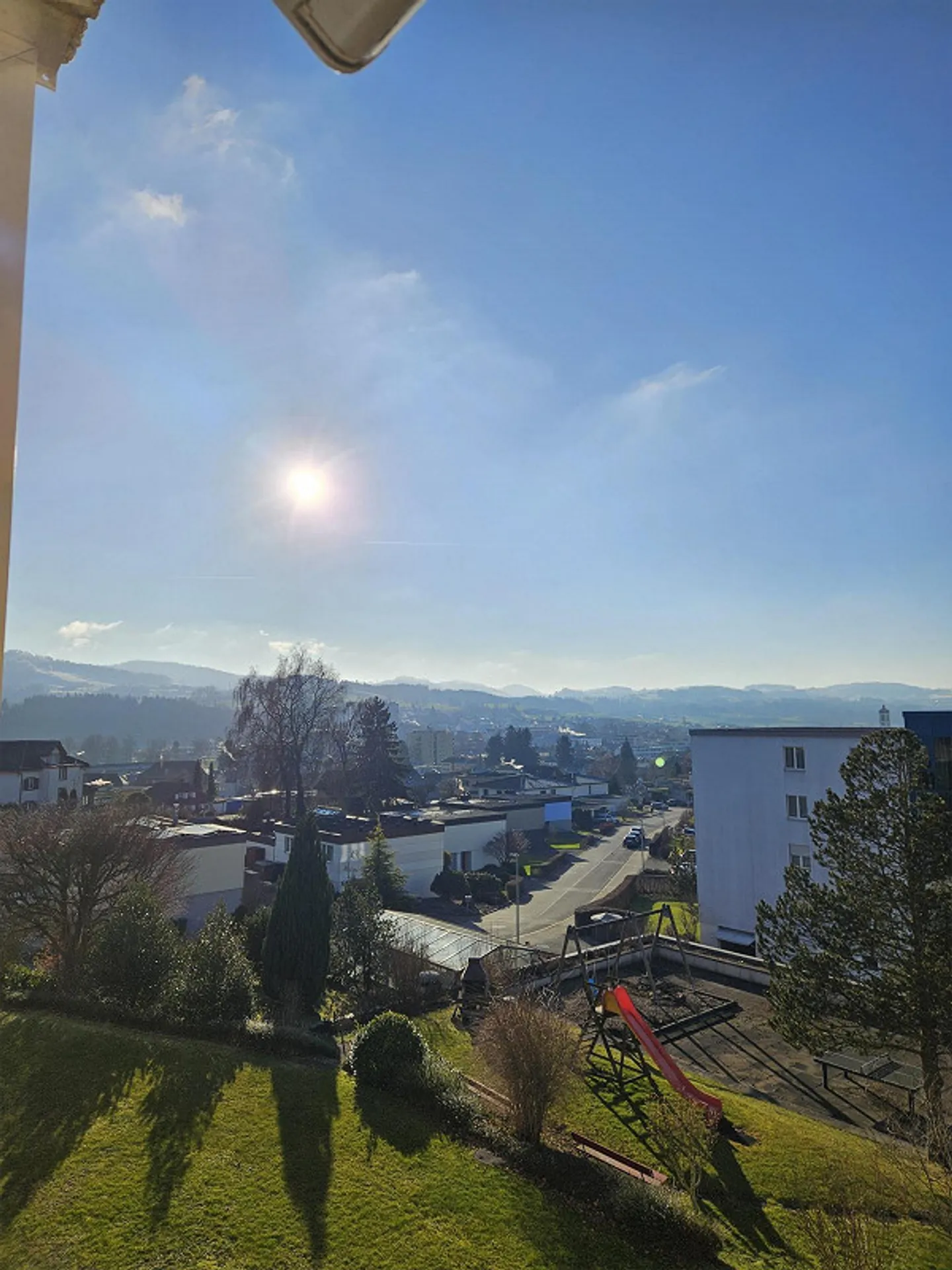 Appartamento accogliente di 3,5 stanze con bella vista su Gossau SG - Foto 12 di 17