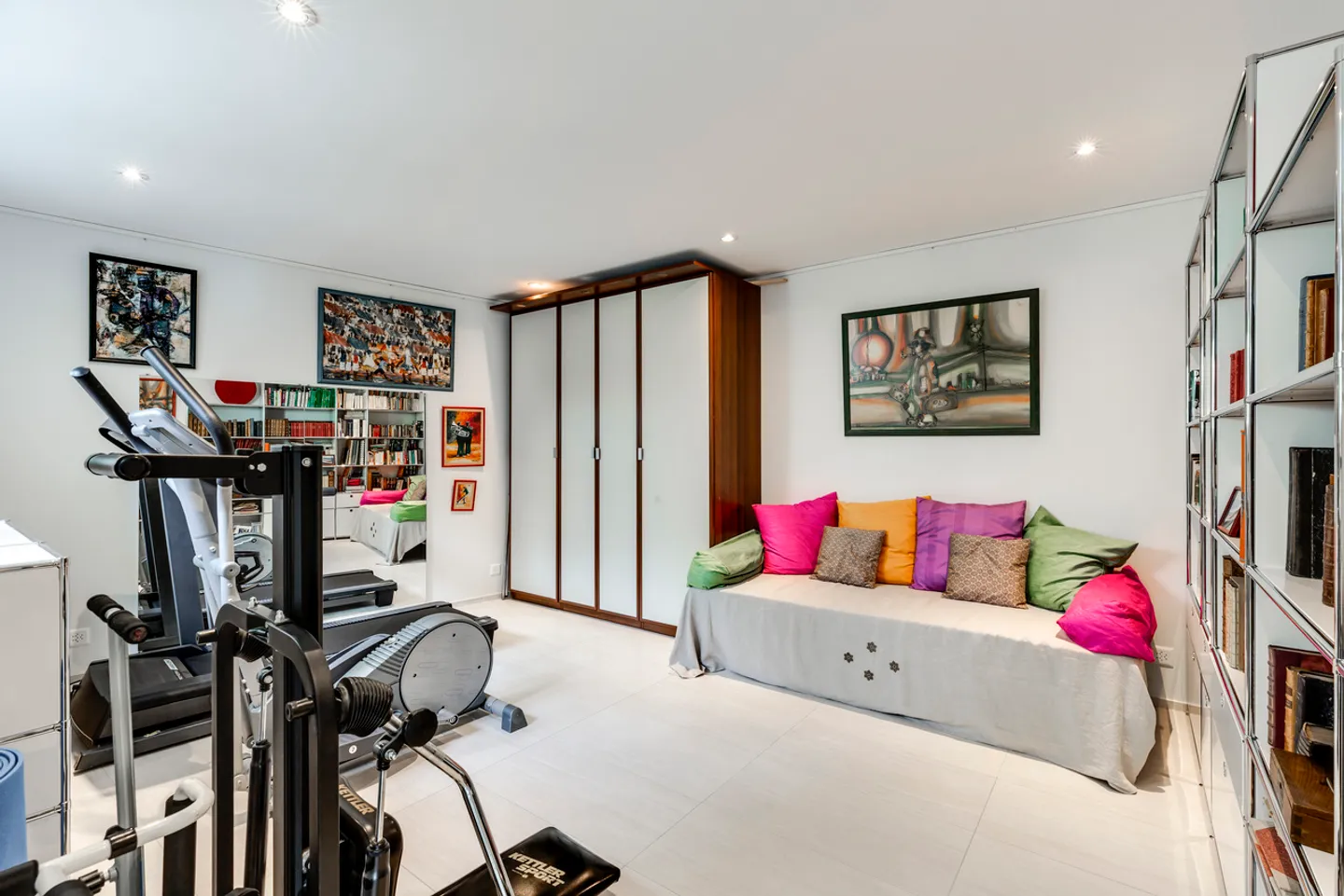 Stupenda villa contemporanea con vista a 180° sul lago e sulle Alpi - Foto 14 di 14