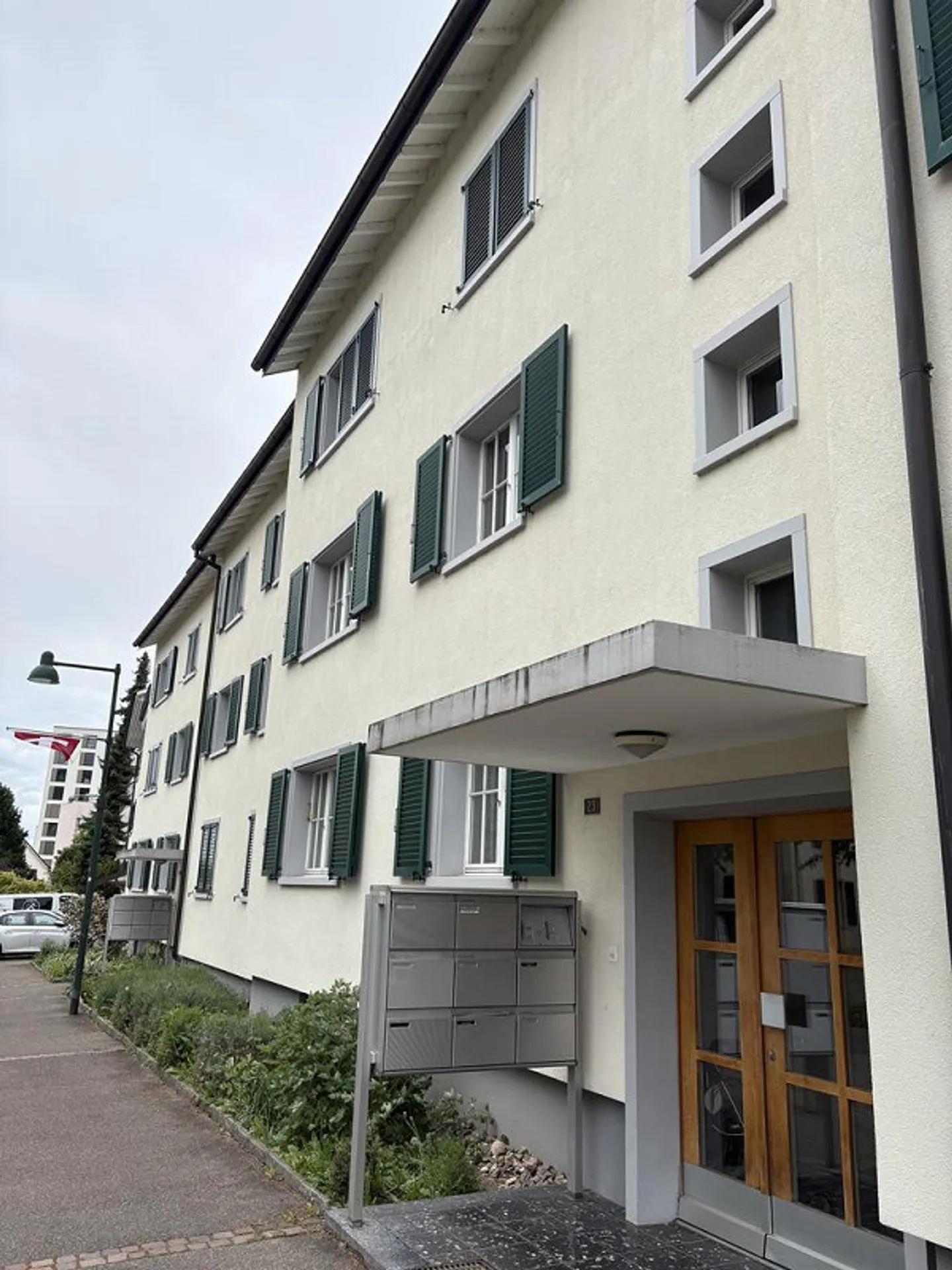 4 Room Apartment in the Center of Therwil - Photo 2 of 8
