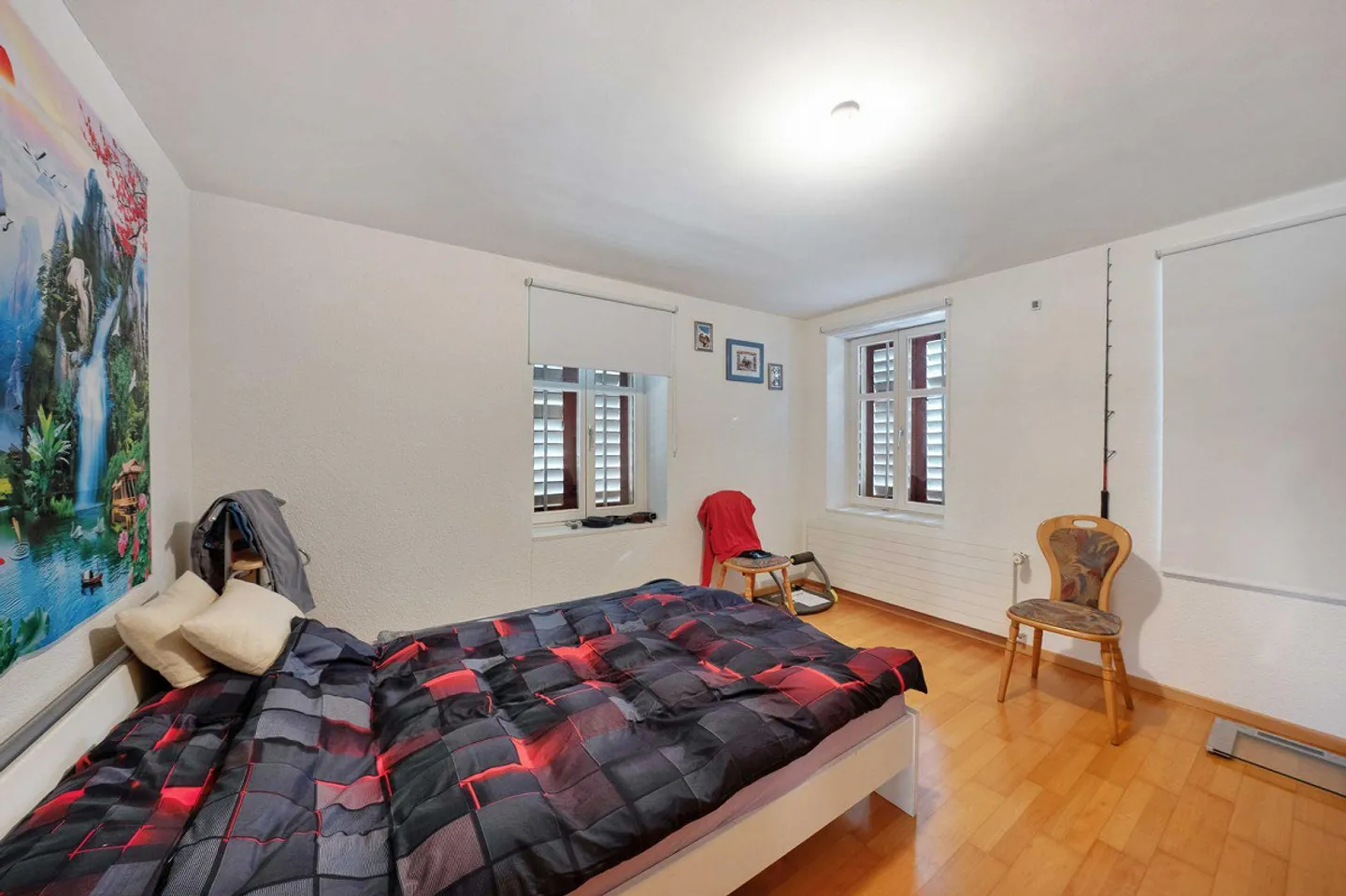 Residential and commercial building - Photo 4 of 13