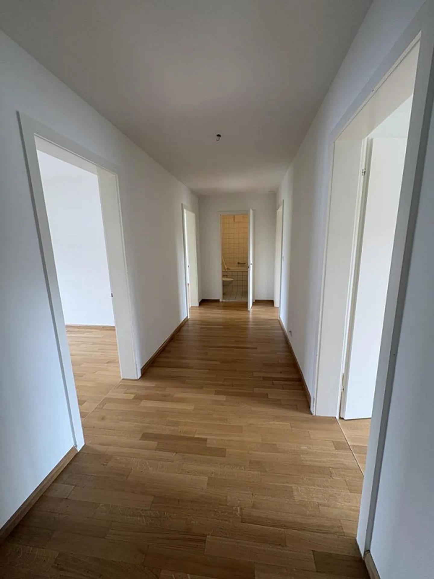 4 Room Apartment in the Center of Therwil - Photo 7 of 8